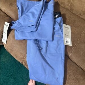 Grey's Anatomy active Scrubs